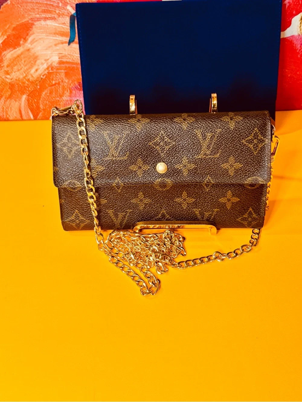 Louis Vuitton Monogram Brown trifold Wallet with Chain - Picture 5 of 15
